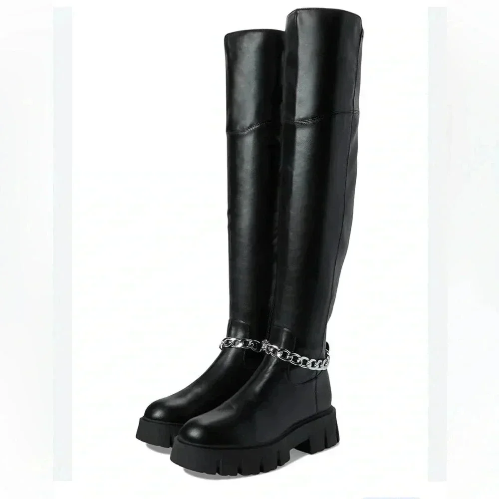 NWOT GBG Los Angeles Coen Knee High Platform Boots